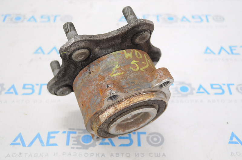 Rear right hub Nissan Murano z52 15-24 FWD