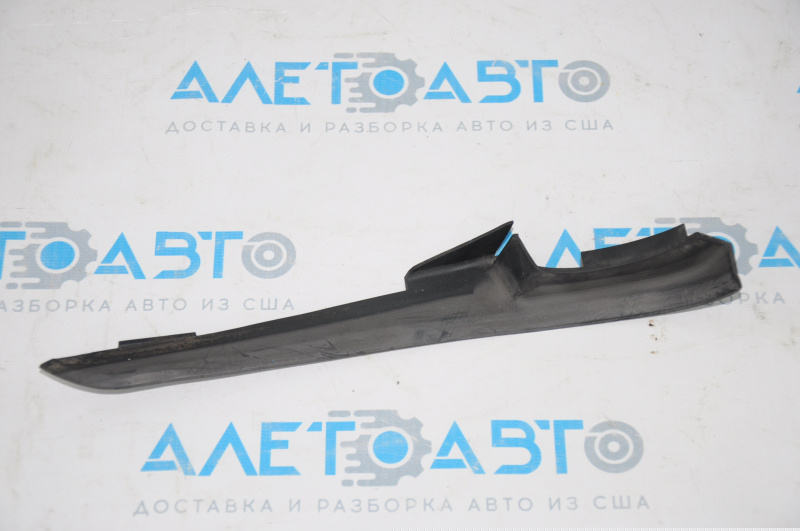 Right windshield wiper seal for Toyota Prius 30 10-15