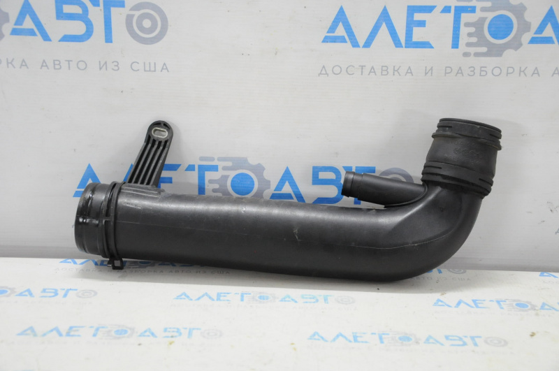 Air duct for VW Passat b7 12-15 USA 1.8T manifold
