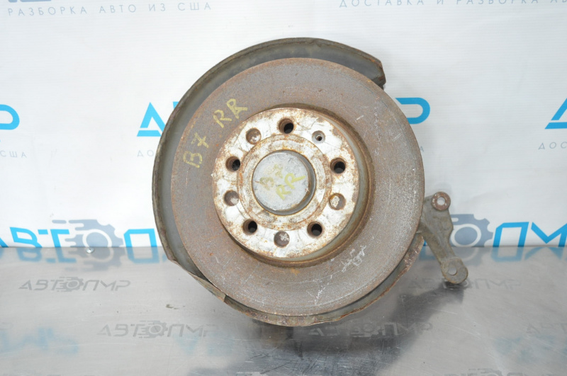 Trunnion with hub rear right VW Passat b7 12-15 USA with brake disc