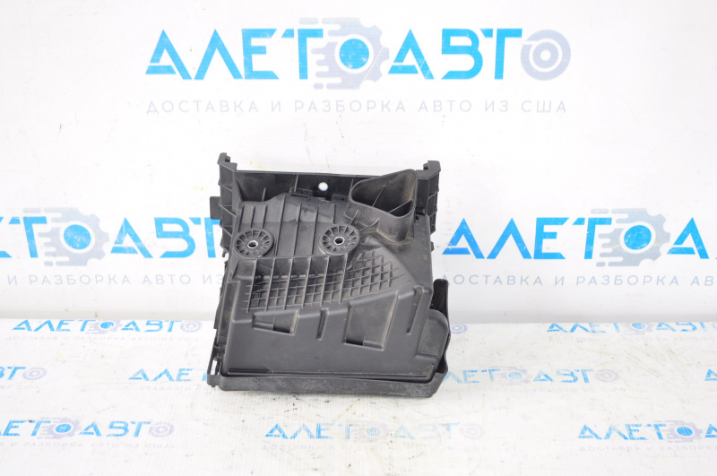 Underhood fuse box housing VW Passat b7 12-15 USA with cover