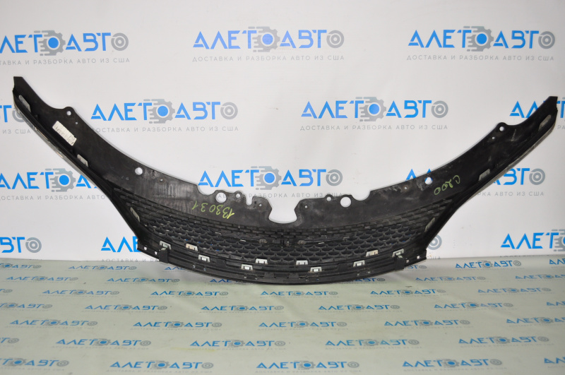 Radiator grill grill Chrysler 200 15-17 complete with molding and emblem