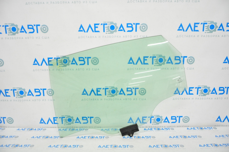Rear left door glass for a Kia Optima 16-20