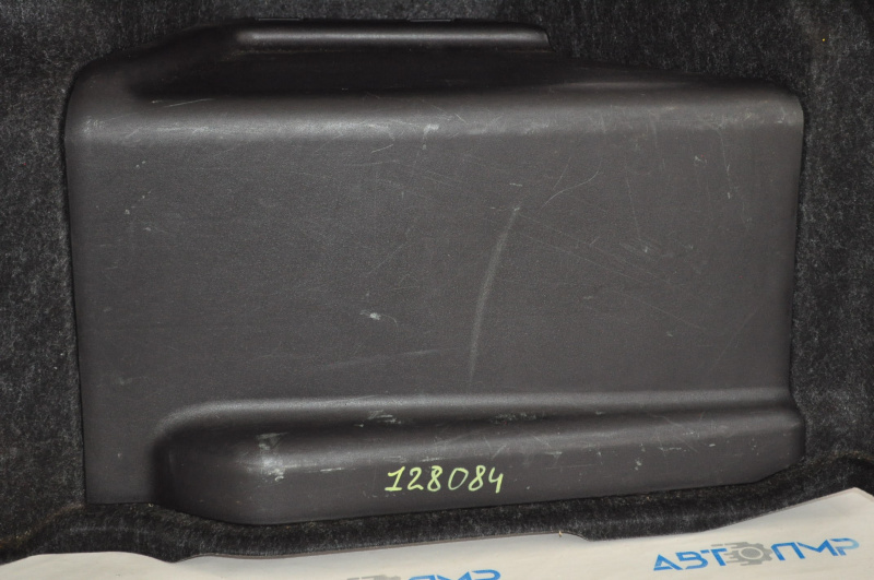 Arch trim right Lexus ES300h 13-18 scratches on the cover