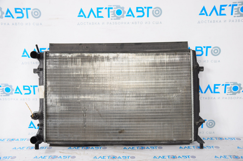 Water cooling radiator VW Jetta 11-15 USA 2.0 2.5 automatic transmission
