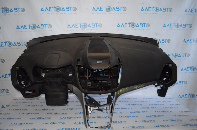 Torpedo front panel without AIRBAG Ford Escape MK3 13-16 pre-rest broken fastener and bard, without left plug