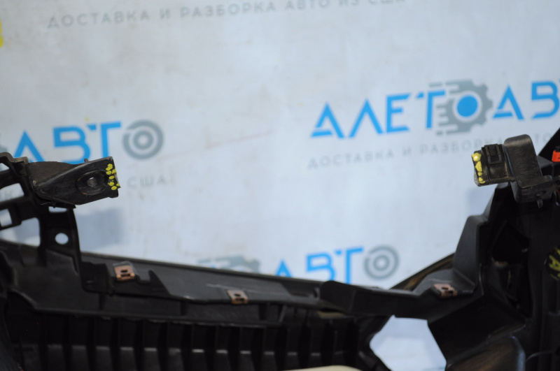 Torpedo front panel without AIRBAG Ford Escape MK3 13-16 pre-rest broken fastener and bard, without left plug