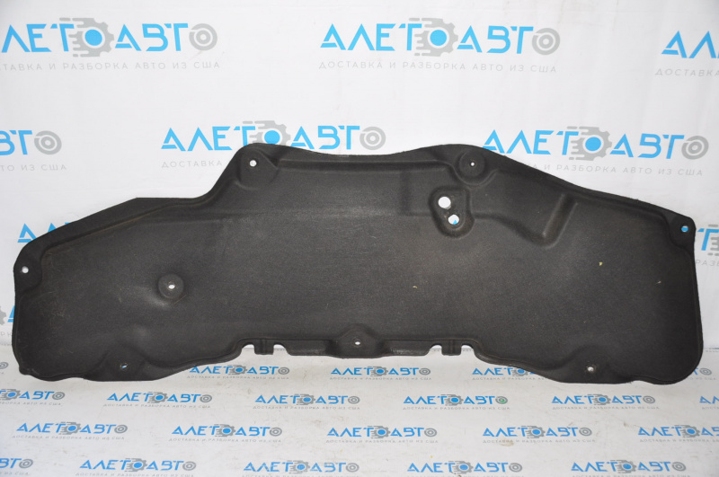Insulation of the hood of Nissan Sentra 13-15 prerest