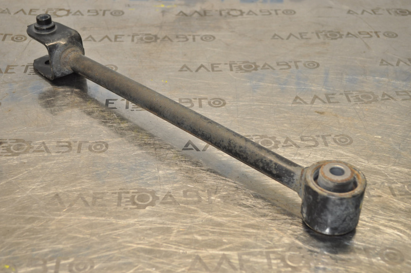 Honda Accord 13-17 right rear diagonal control arm with eye