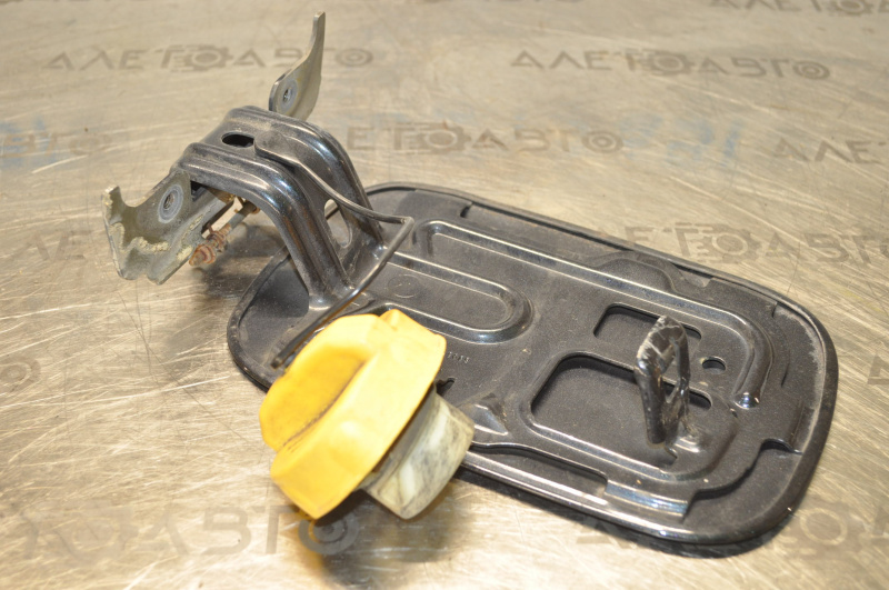 Jeep Grand Cherokee WK2 11-13 Fuel Filler Door