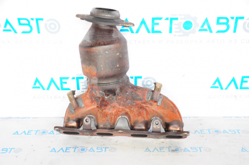 Exhaust manifold with catalytic converter for Mitsubishi Outlander 14-16 2.0, 2.4, rusty