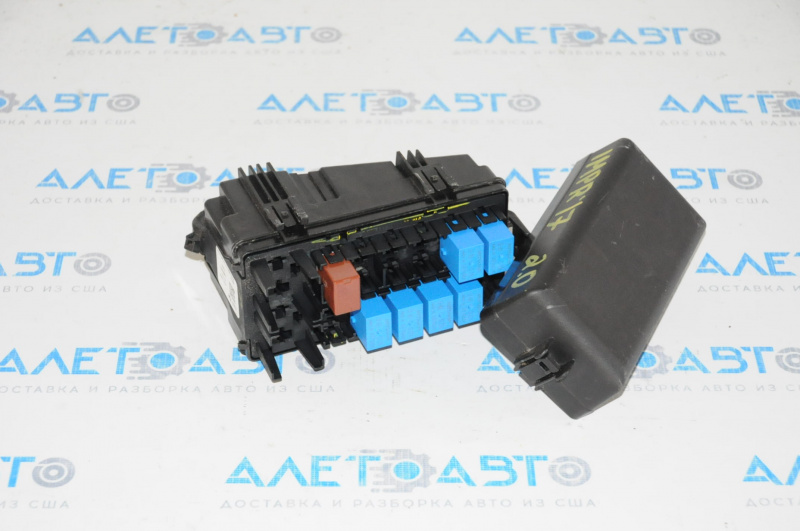 Relay block under the hood Subaru Impreza 17- GK