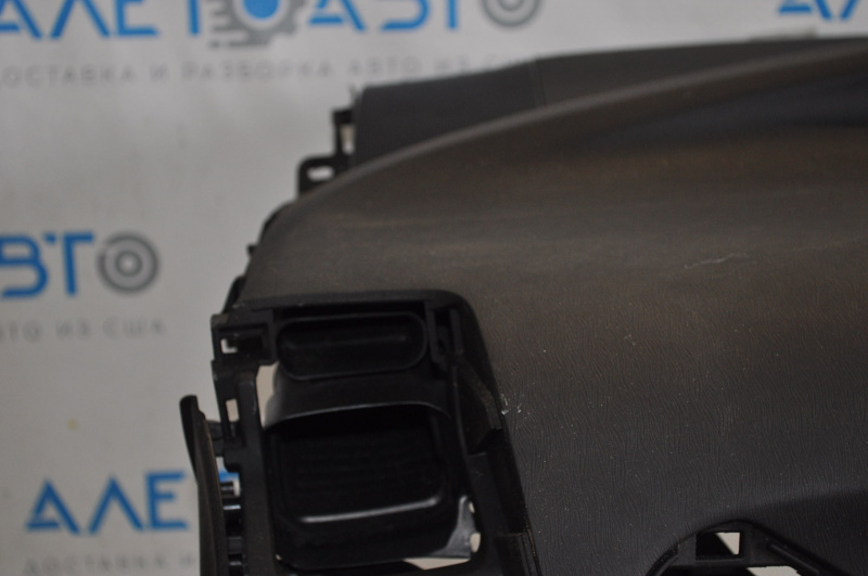 Torpedo upper part bare Toyota Prius 30 10-13 black scratches