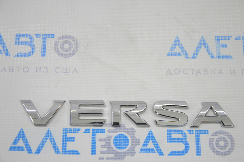 Nissan Versa 12-19 Usa Trunk Lid VERSA Emblem
