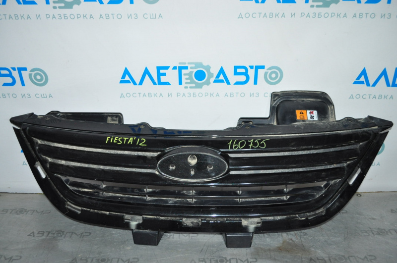 Radiator grill grill Ford Fiesta 11-13 prerest assembly, without badge