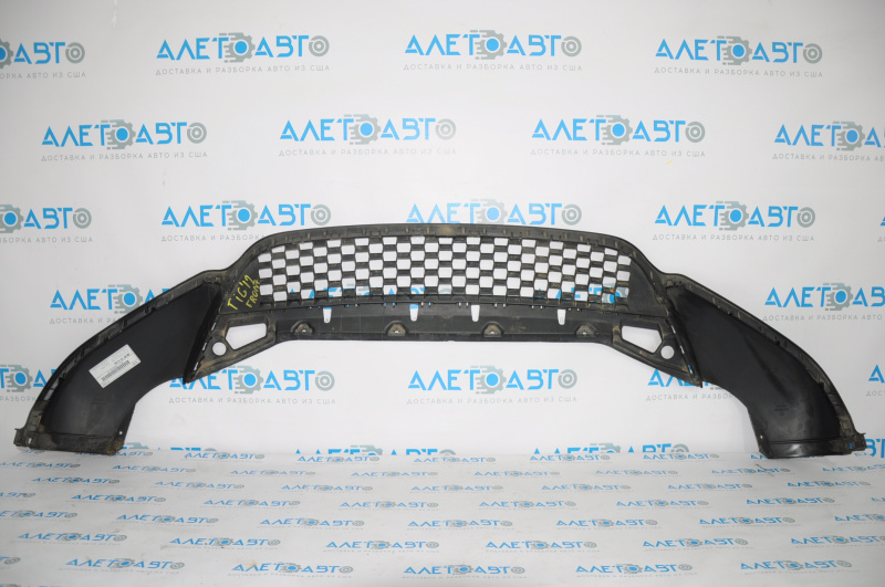 Front bumper lip VW Tiguan 12-18 rest, scratches on the bottom left