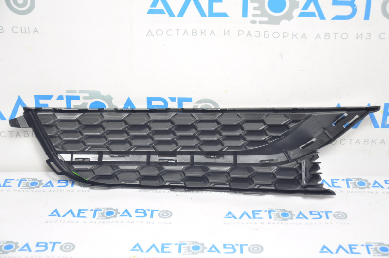 Front bumper grille left VW Passat b7 12-15 USA without fog lights, without molding