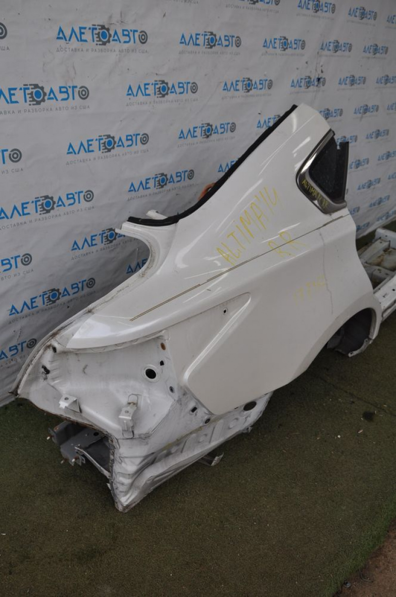 Quarter wing rear right Nissan Altima 13-15 pre-rest white, with central pillar