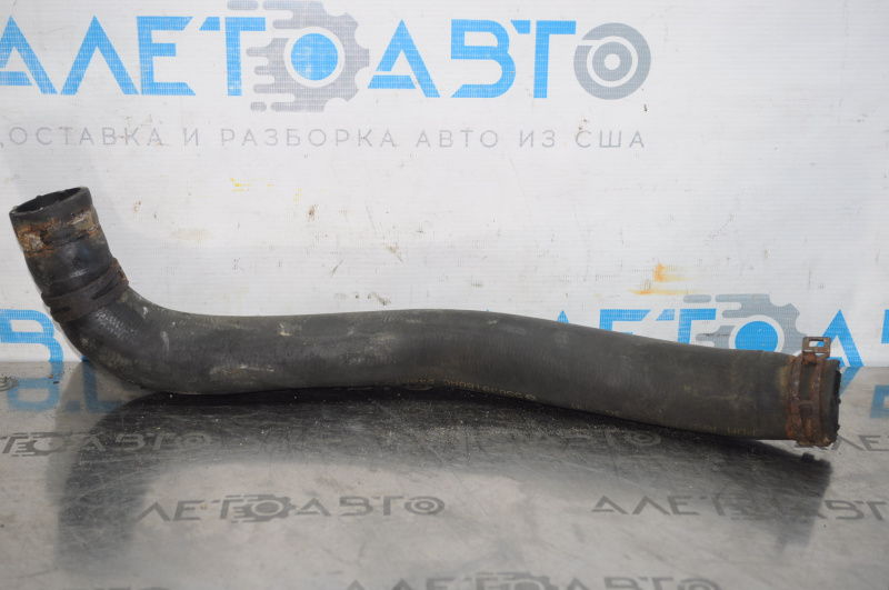 Upper Cooling Hose Chrysler 300 11-23