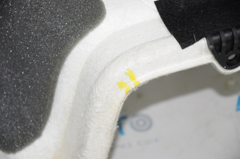 Left arch trim Lexus RX350 RX450h 10-15 beige tear at the bottom, no plug, dry cleaning, scratches