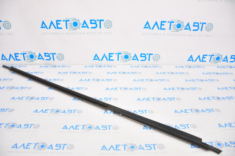 Door-glass molding, center rear left, chrome, Toyota Camry v55 15-17 USA