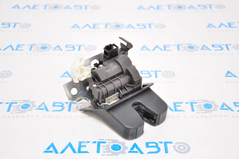 VW Tiguan 18-18 trunk lock