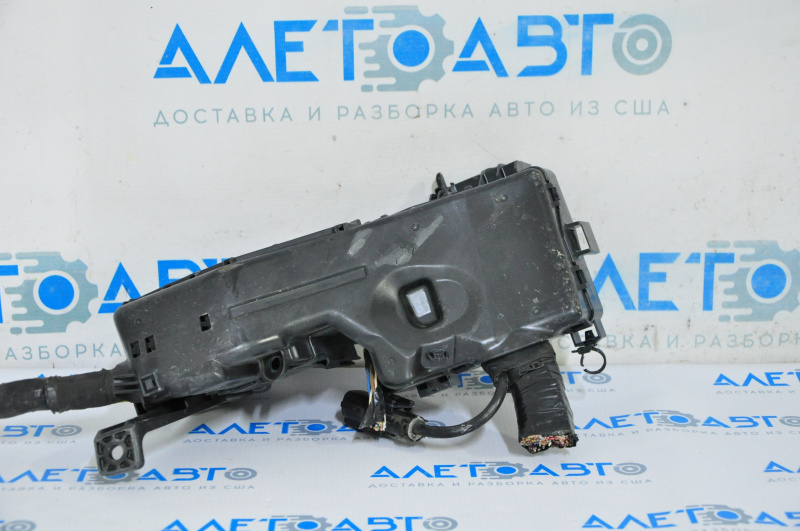 Toyota Camry v40 hybri underhood fuse box without cover