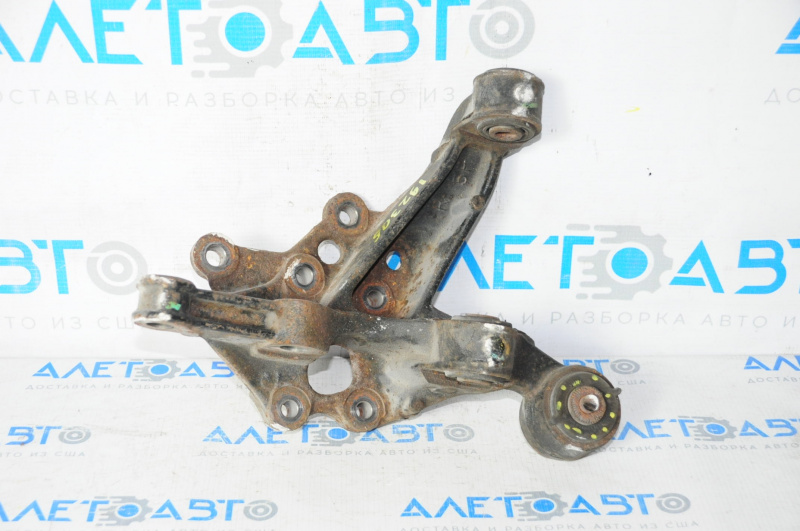 Rear right trunnion Toyota Camry v50 12-14 usa silent block for replacement