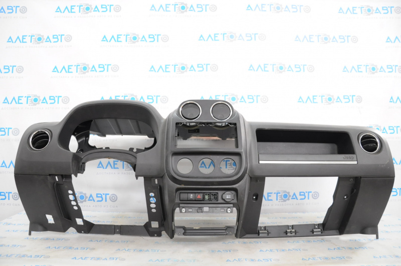 Torpedo front panel without AIRBAG Jeep Patriot 11-17 black scratches