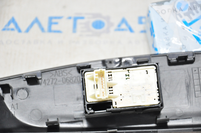 Rear left window lift control for Toyota Camry v70 18-24 auto, with trim