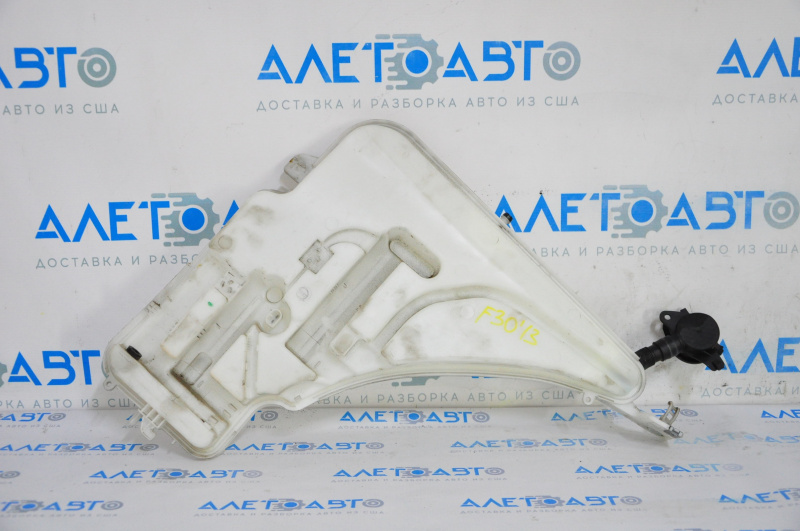 BMW 3 F30 12-18 washer reservoir with neck and lid without headlight washer