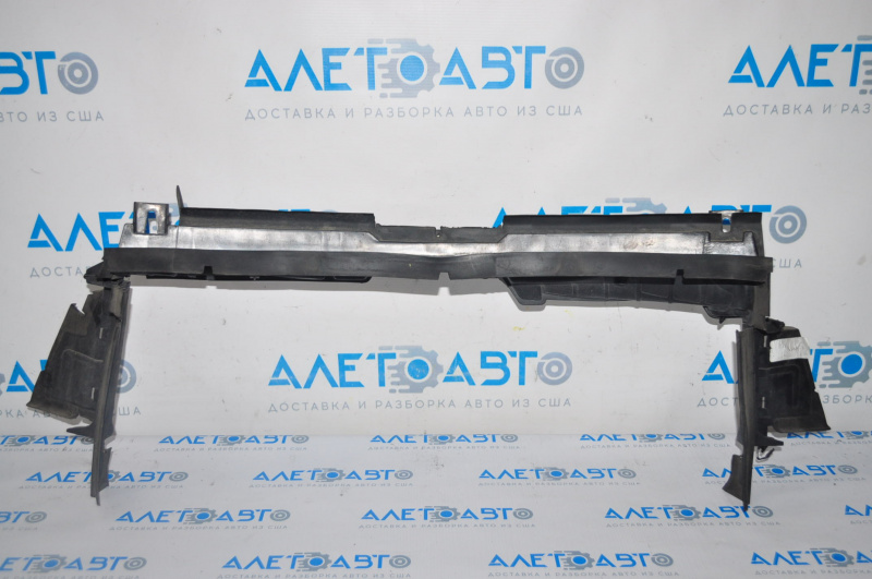 Upper radiator deflector for Chevrolet Malibu 16-18 1.5T, 1.8