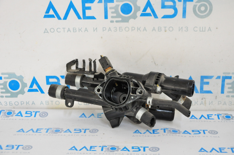 Thermostat housing Kia Sorento 16-20 2.4