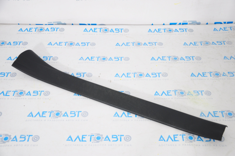 Door sill trim front left Subaru Impreza 17-23 GK scratches