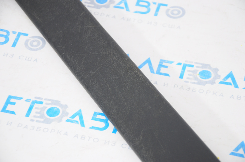 Door sill trim front left Subaru Impreza 17-23 GK scratches