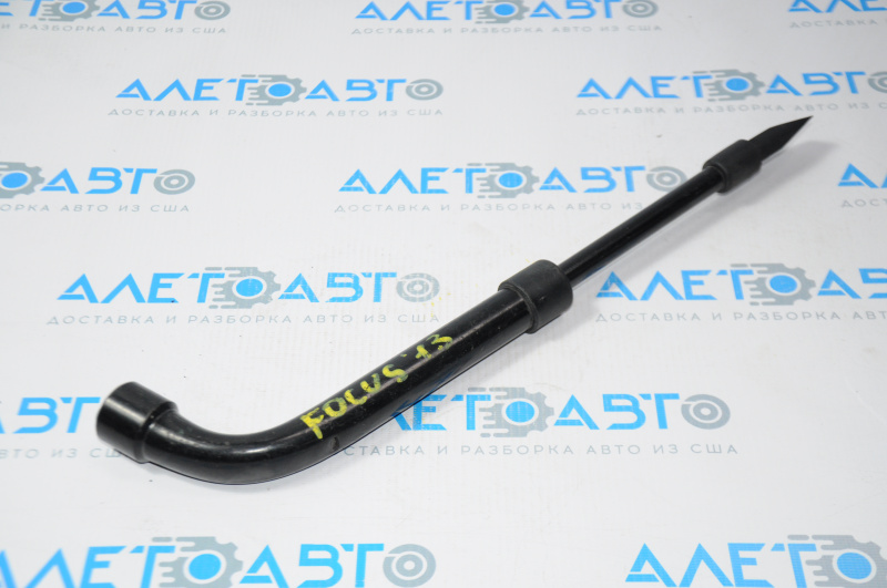 Ford Focus MK3 11-18 retractable wheel spanner