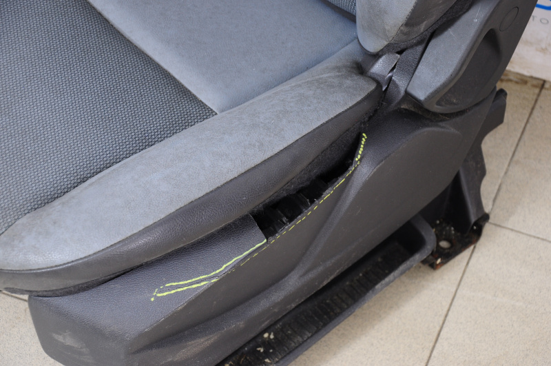 Driver's seat Ford Transit Connect MK2 13-18 without airbag, gray leather, def plastic, for cleaning