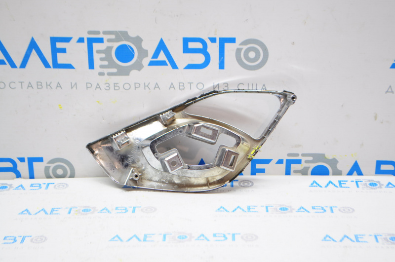 Right bumper grille Toyota Avalon 13-15 under fog lights, broken mount, no plug