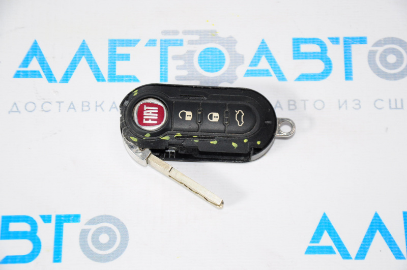 Key Fiat 500L 14- 3 buttons, defective housing and mechanism of the cylinder