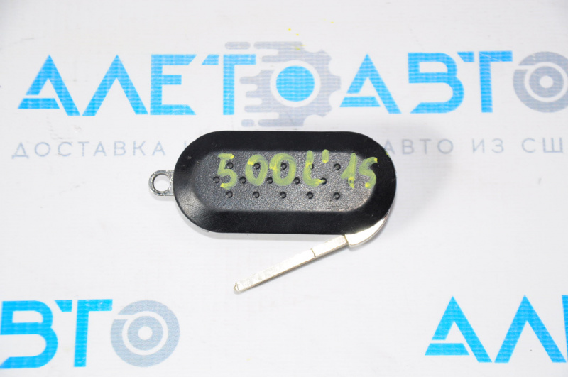 Key Fiat 500L 14- 3 buttons, defective housing and mechanism of the cylinder