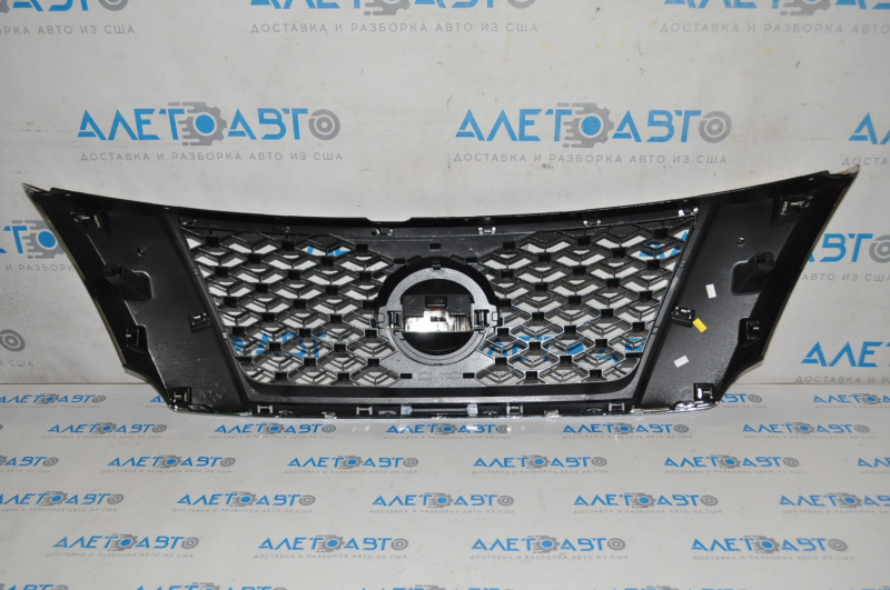 Radiator grill grill Nissan Pathfinder 13-16 prerest without camera with emblem