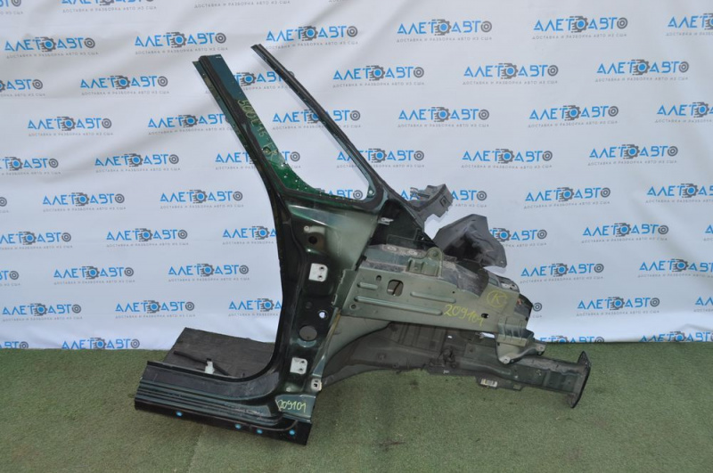 Front right quarter Fiat 500L 14-19 green