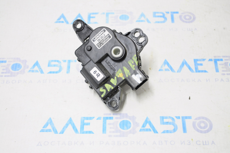 Actuator motor heater drive on the central pillar Hyundai Santa FE Sport 13-18