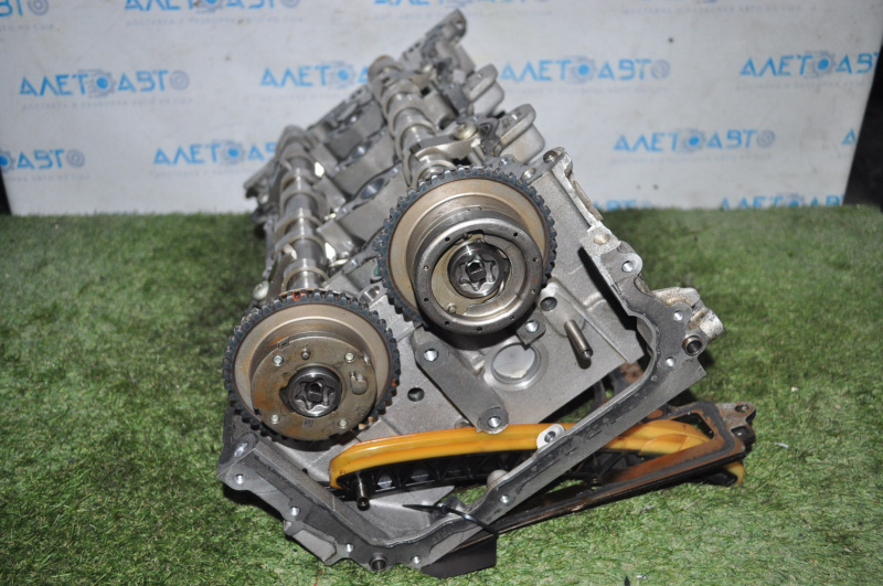 Cylinder head assembly Mercedes CLA 250 14-19 for spare parts