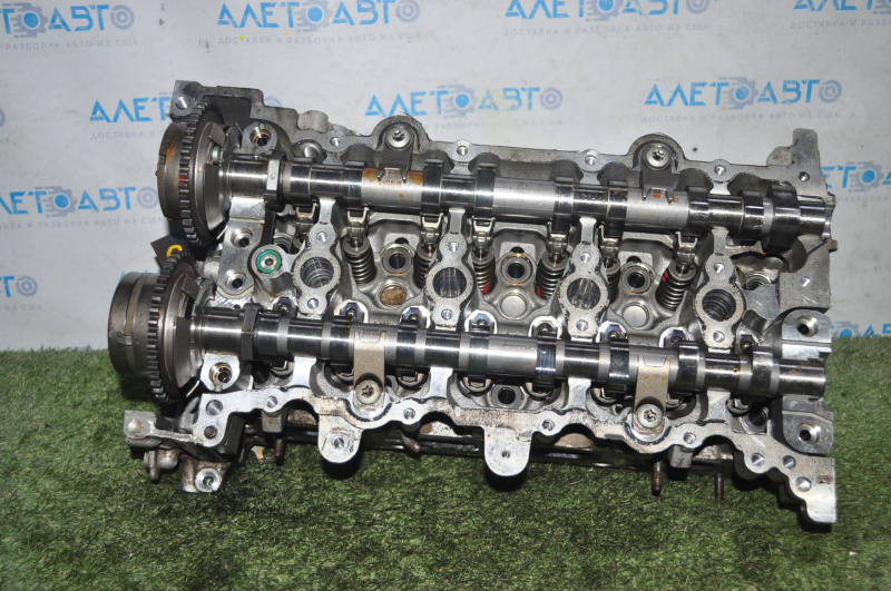 Cylinder head assembly Mercedes CLA 250 14-19 for spare parts