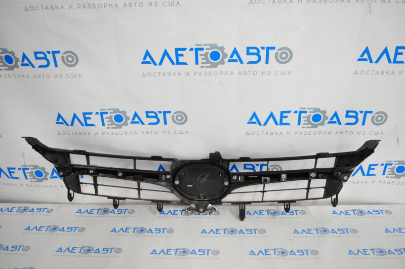 Toyota Camry v55 15-17 USA LE radiator grille with emblem