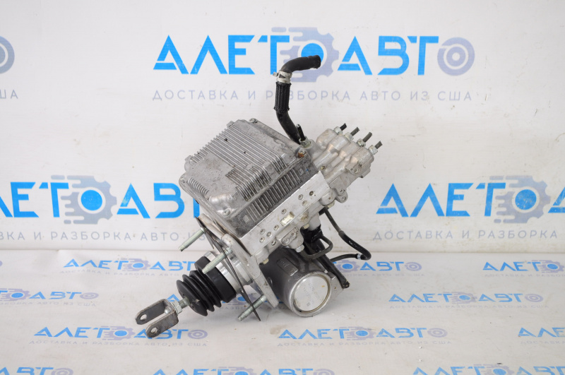 Toyota Camry v55 15-17 hybrid usa brake master cylinder complete with ABS