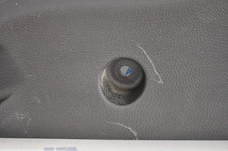 Rear pillar trim lower right Ford Focus mk3 11-18 5d black, scratches