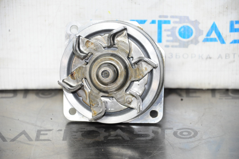 Water pump Infiniti G25 G35 G37 4d 06-14