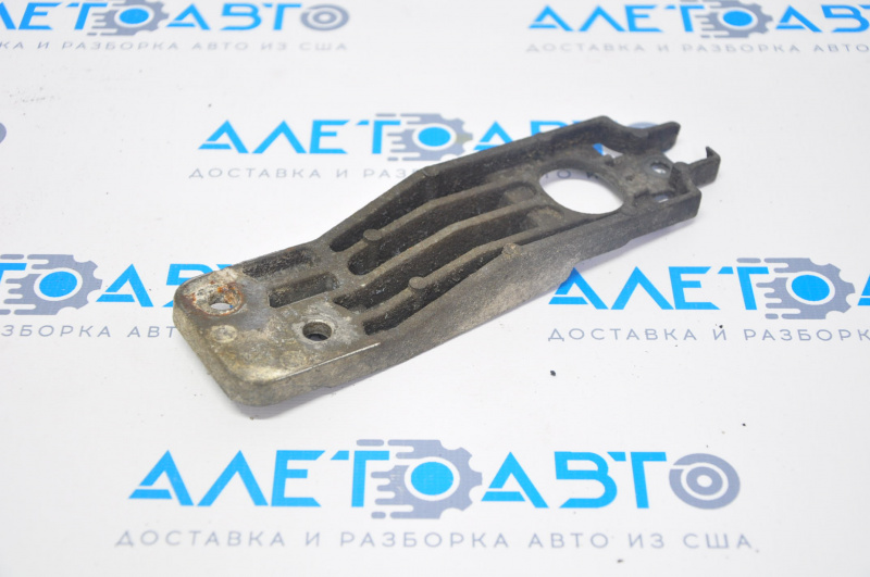 Radiator bracket lower left Chevrolet Malibu 13-16 metal